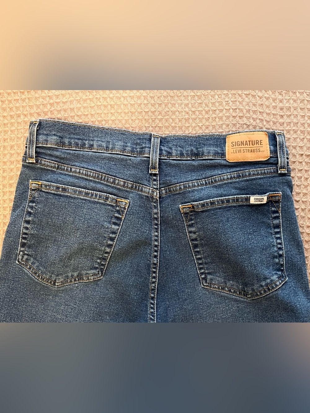 Levi Strauss Heritage High Rise Blue Straight-Leg Jeans Distressed Knee 10-W3 - Picture 6 of 6